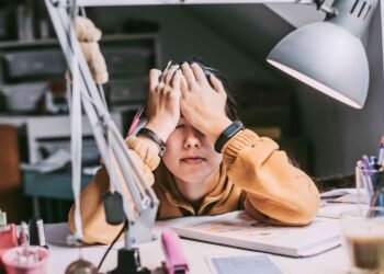 What Really Happens Up There During a Brain Fart?