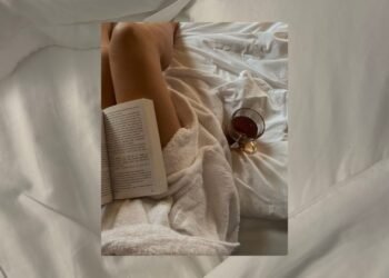 Experts Are Saying the 3-2-1 Method Will Give You “The Perfect Night of Sleep”