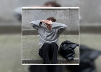 Employees Are “Quiet Cracking”—And It’s Putting Their Careers at Risk