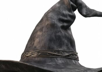 No One Is All Wicked, or All Good